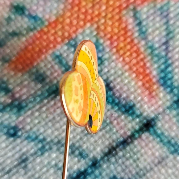 Vintage Easter Egg Stick Pin - Picture 13 of 15